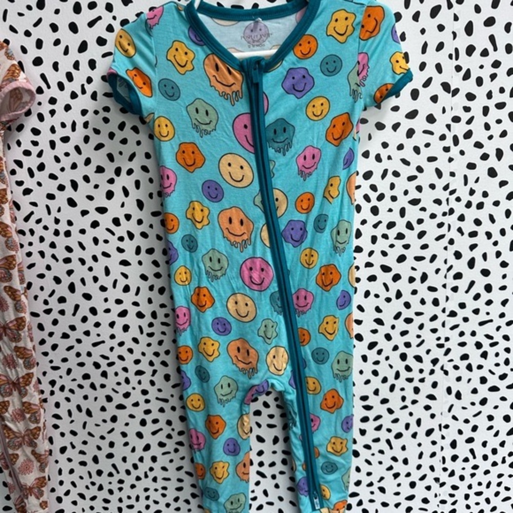 Posh Peanut Bamboo 12-18 month short sleeve convertible romper Tyler